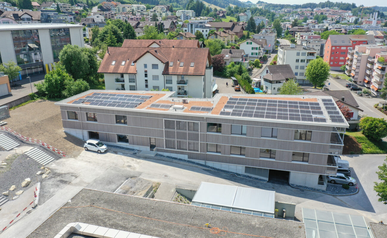 Kanton Schwyz, Schulgebäude für Pflegeberufe BBZ, Pfäffikon Industrie- und Gewerbebau